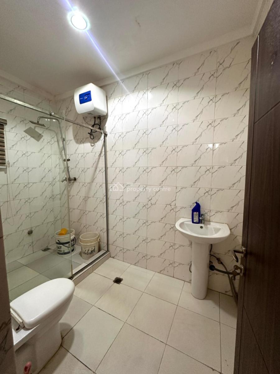 Furnished and Service 3 Bedroom Apartment, Gwarinpa, Abuja, Flat / Apartment for Rent