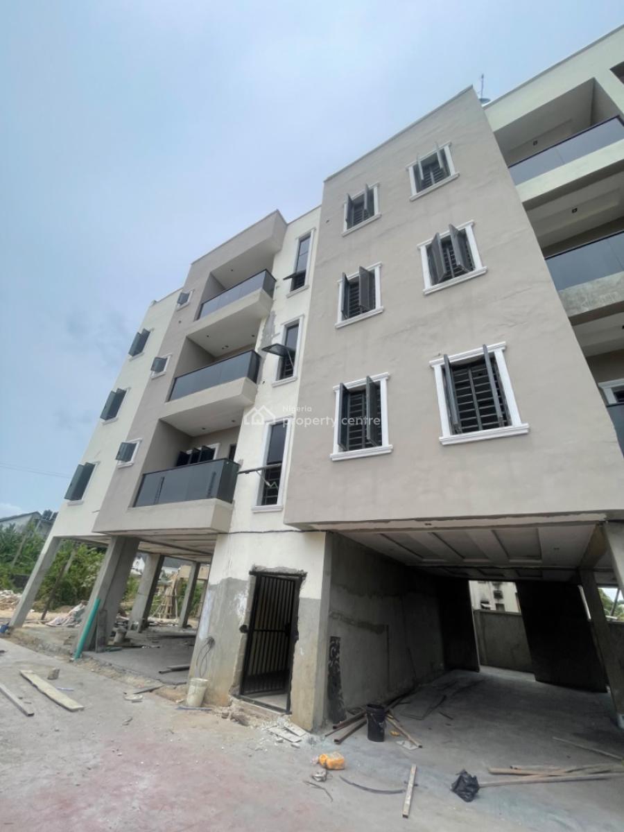 2 Bedroom Spacious Apartment, Yaba, Lagos, Block of Flats for Sale