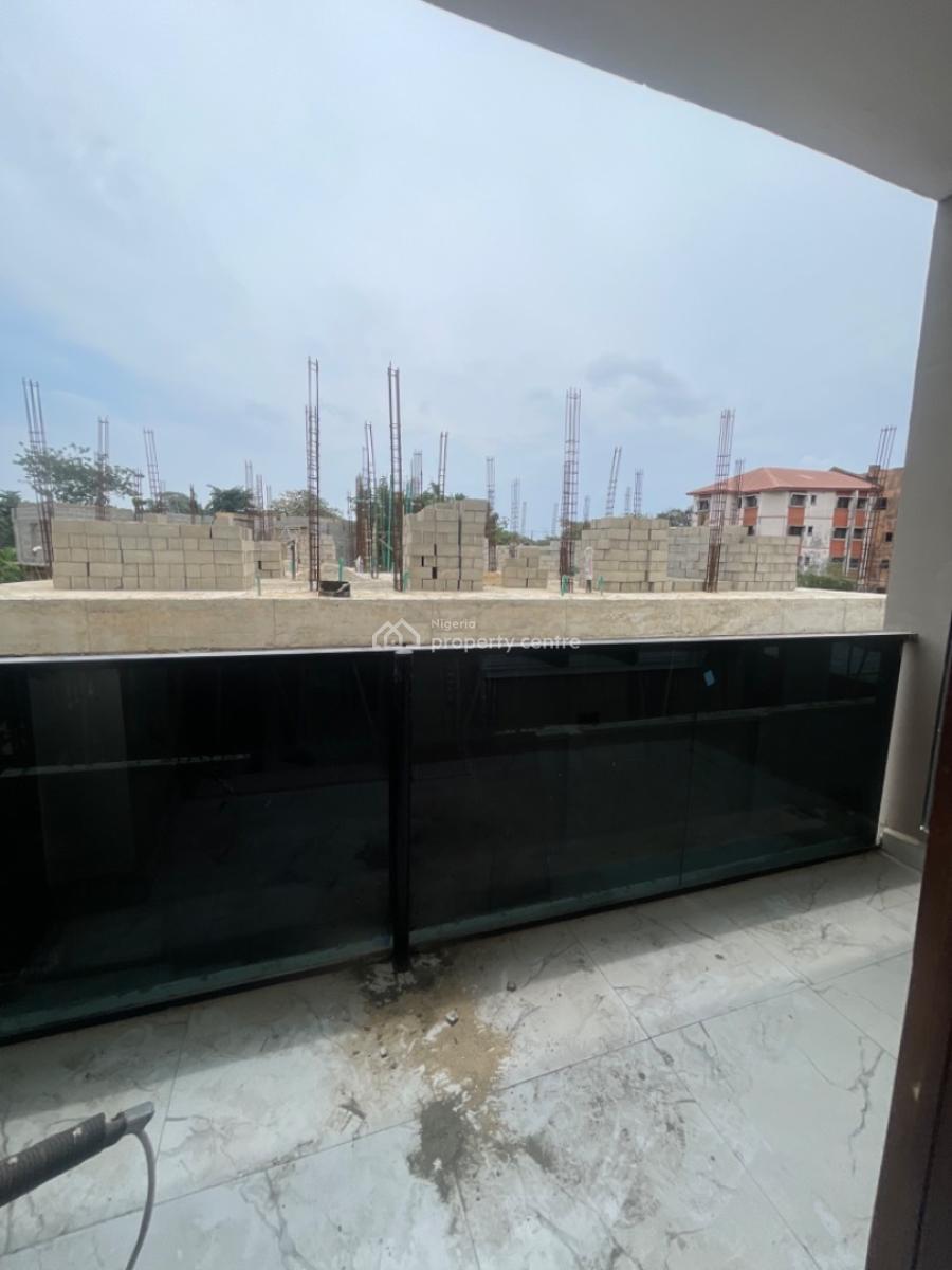 2 Bedroom Spacious Apartment, Yaba, Lagos, Block of Flats for Sale