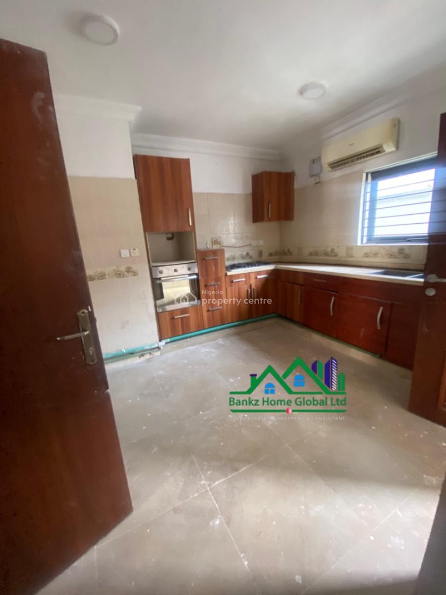 Luxury 3 Bedroom Apartment, Lekki Phase 1, Lekki, Lagos, Flat / Apartment for Rent