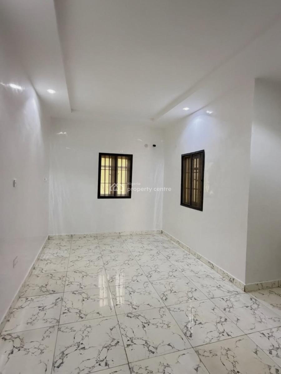 4 Beds  Semi-detached  Private Compound, Gude, Apo, Abuja, Semi-detached Duplex for Sale