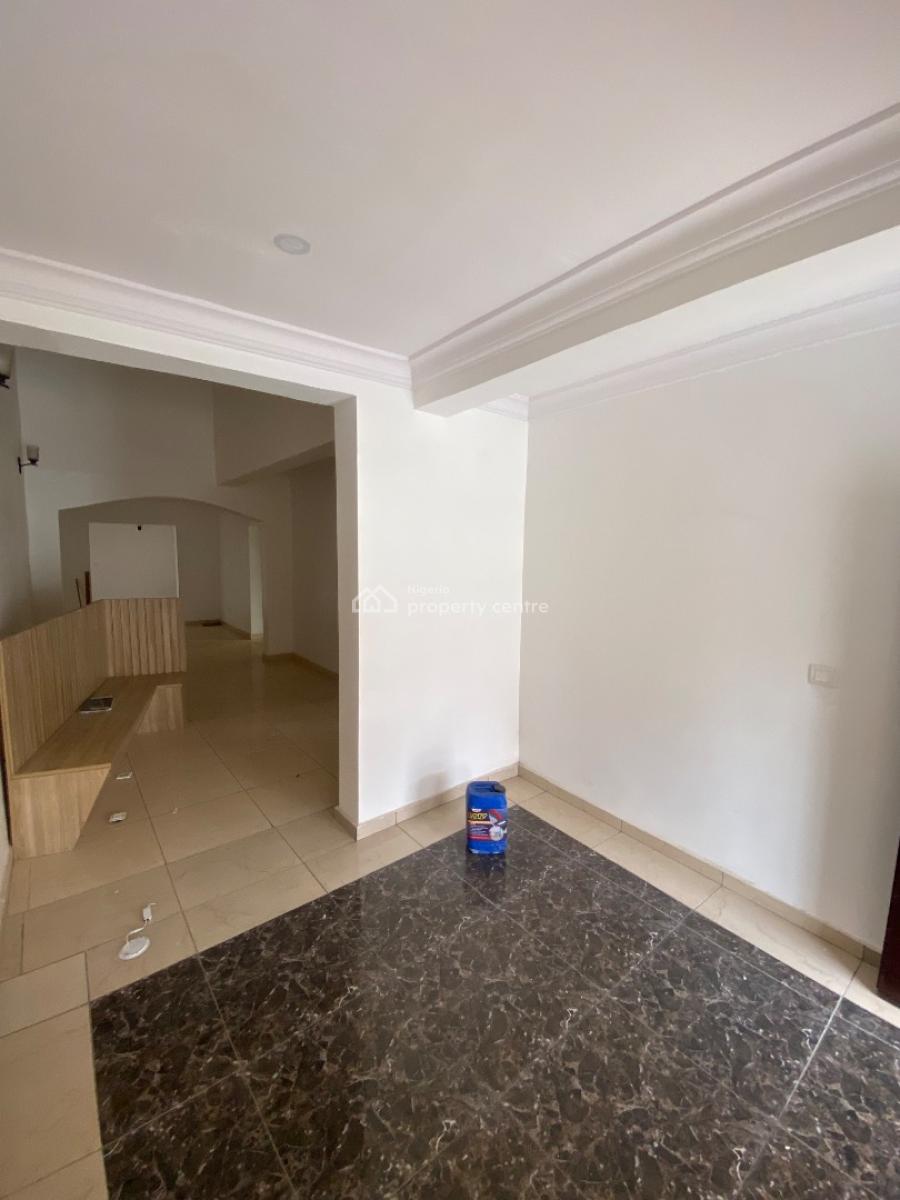 Spacious Compound 3 Bed Duplex, Osapa, Lekki, Lagos, Semi-detached Duplex for Sale