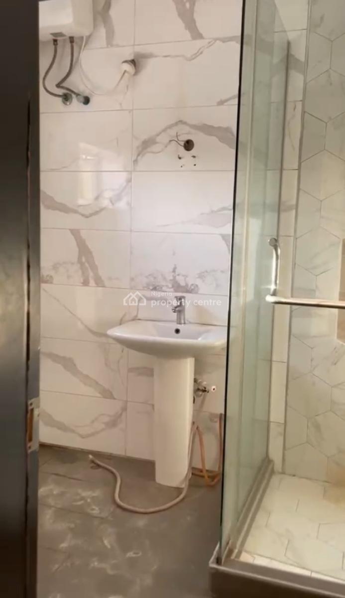 Spacious Studio Service Apartment with Personal Meter, Paradise 3 Estate Chevron Drive, Lekki, Lagos, Flat / Apartment for Rent