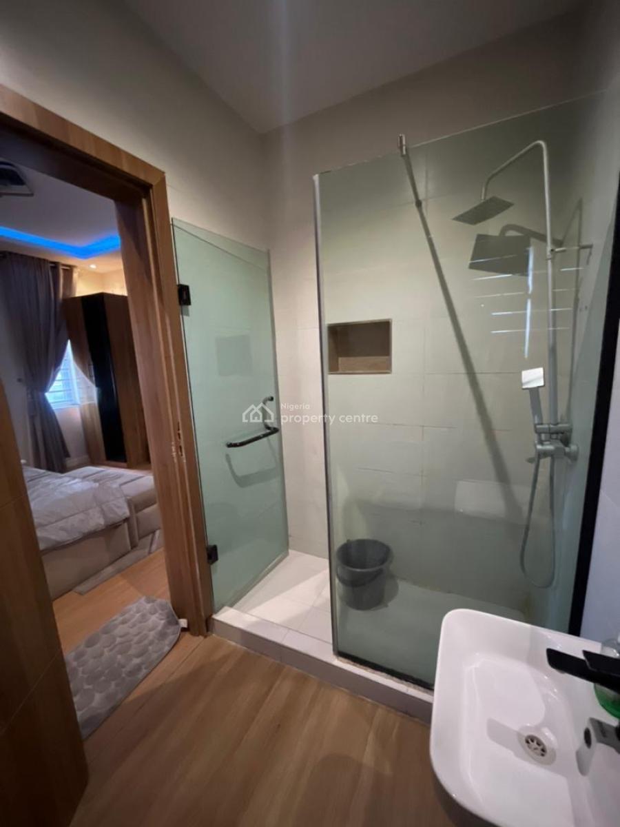 Exquisite 3 Bedroom Penthouse, Lekki Phase 1, Lekki, Lagos, Flat / Apartment for Rent