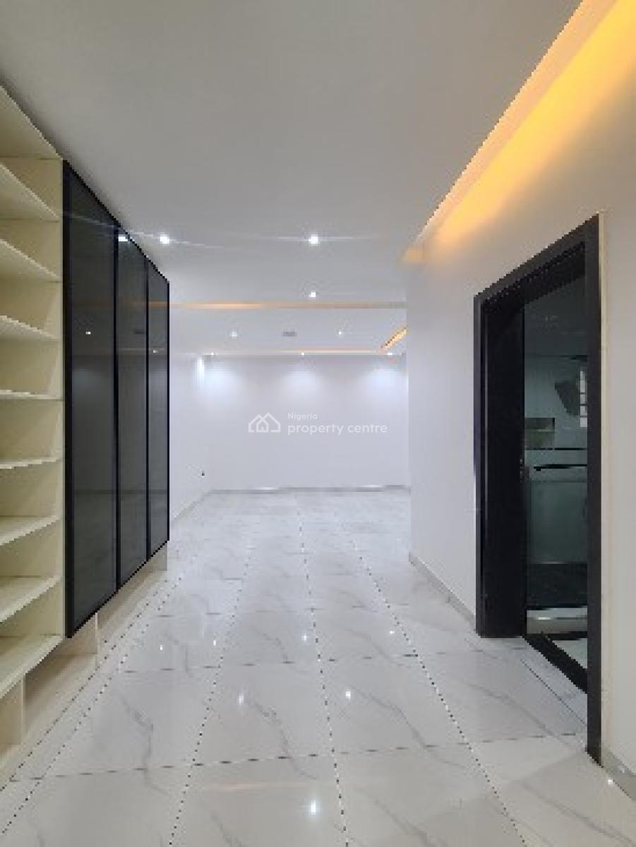 3 Bedroom Brand New Apartment, Lekki Phase 1, Lekki, Lagos, Flat / Apartment for Rent