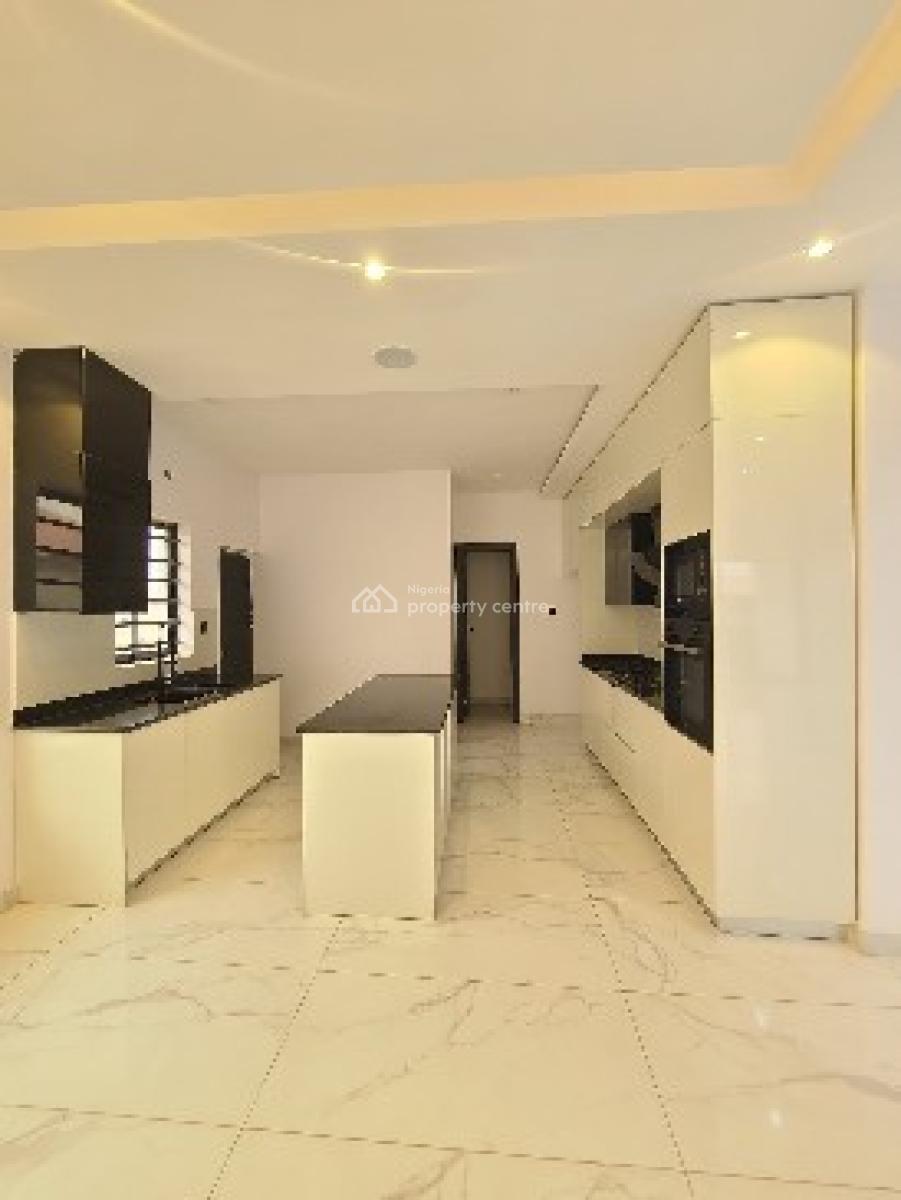 3 Bedroom Brand New Apartment, Lekki Phase 1, Lekki, Lagos, Flat / Apartment for Rent