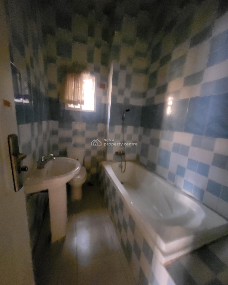 Luxurious Super Massive 3 Bedroom Flat, By Funtaj Academy, Gudu, Abuja, Flat / Apartment for Rent