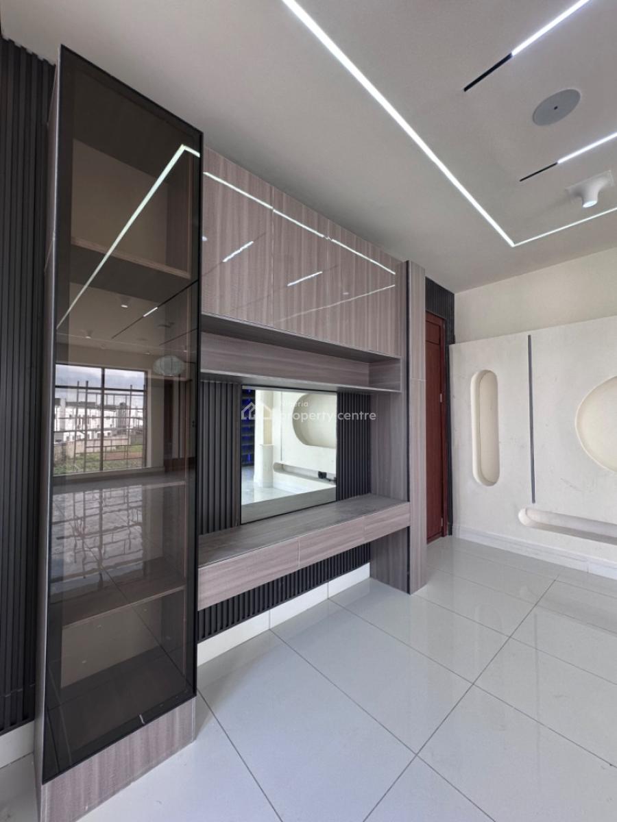 5 Bedrooms Fully Detached Duplex, Royal Estate, Lekki, Lagos, Detached Duplex for Sale