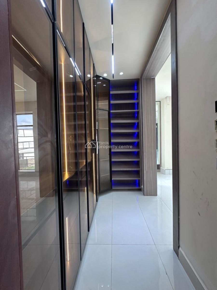 5 Bedrooms Fully Detached Duplex, Royal Estate, Lekki, Lagos, Detached Duplex for Sale