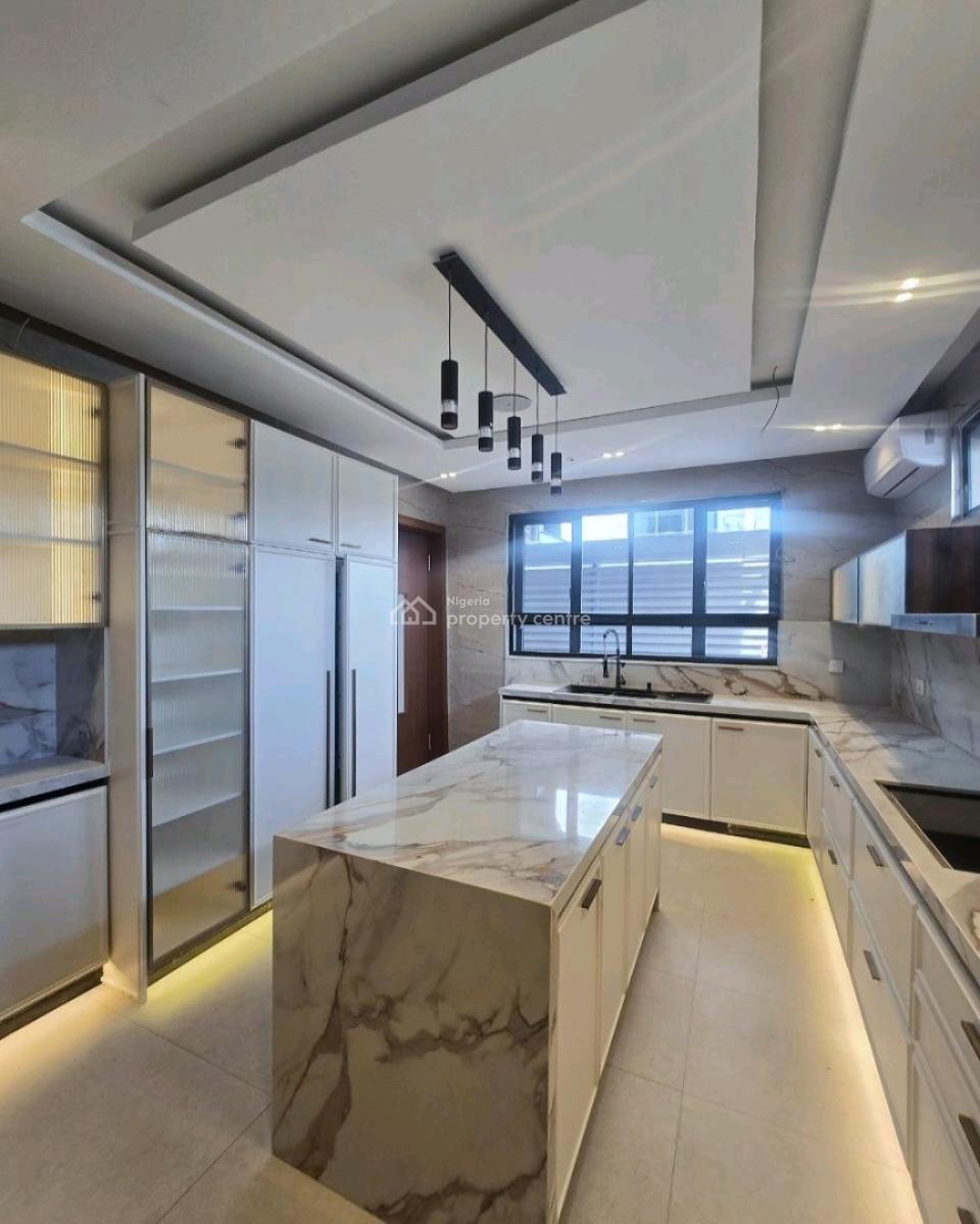 6 Bedroom Fully Detached with a Room Bq    Location, Banana Island, Ikoyi, Lagos, House for Sale