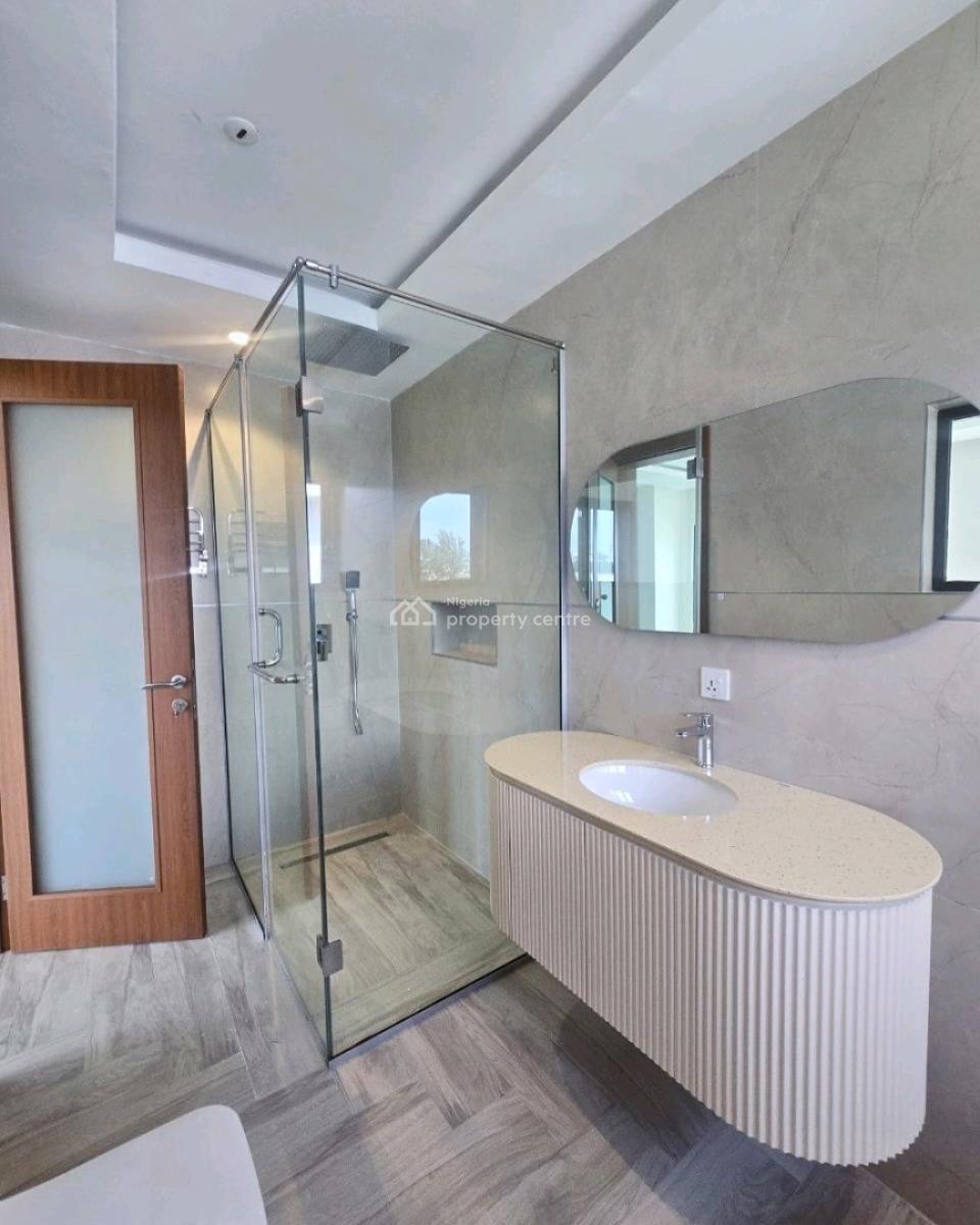 6 Bedroom Fully Detached with a Room Bq    Location, Banana Island, Ikoyi, Lagos, House for Sale