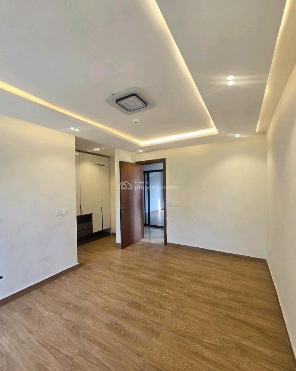 6 Bedroom Fully Detached with a Room Bq    Location, Banana Island, Ikoyi, Lagos, House for Sale