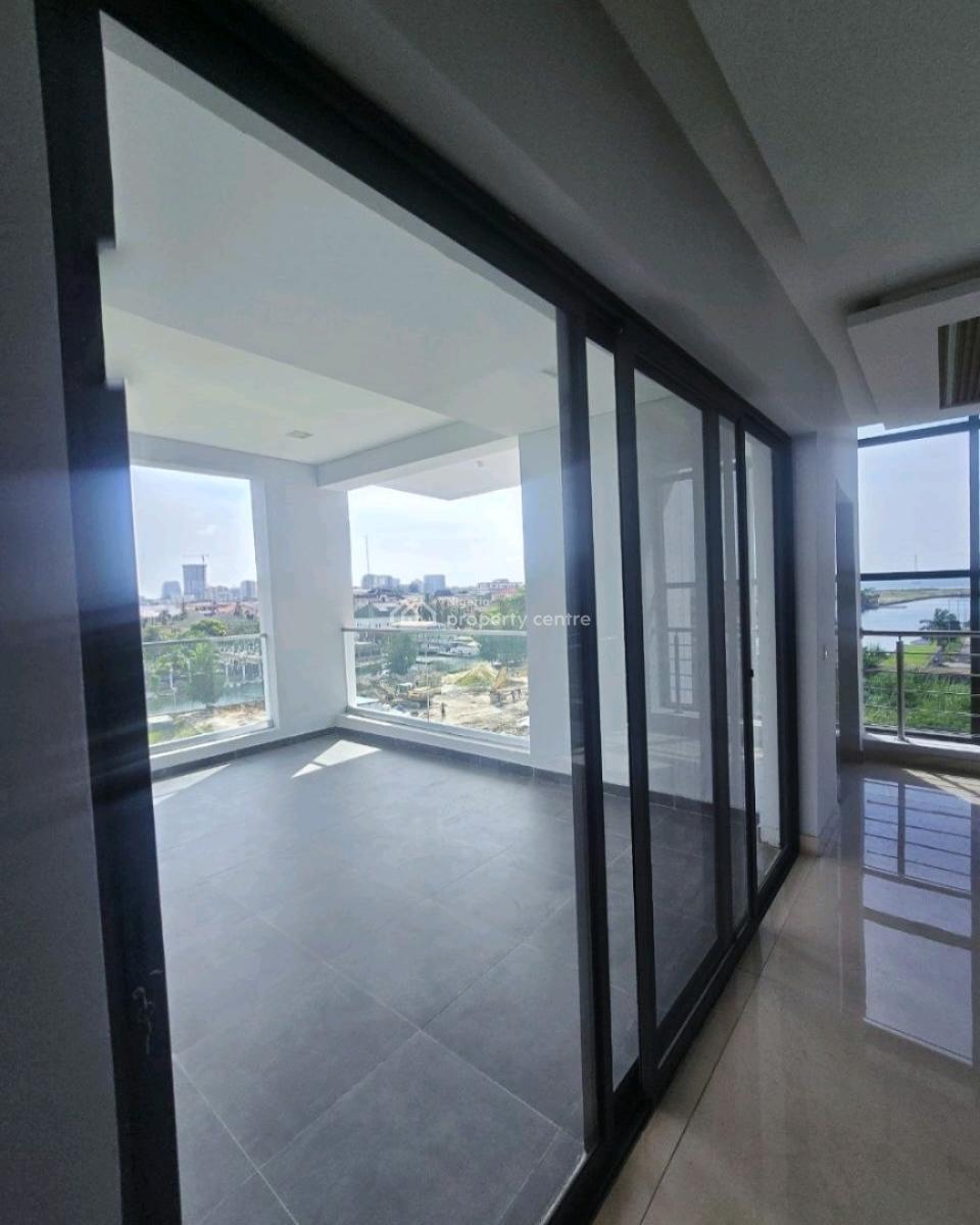 6 Bedroom Fully Detached with a Room Bq    Location, Banana Island, Ikoyi, Lagos, House for Sale