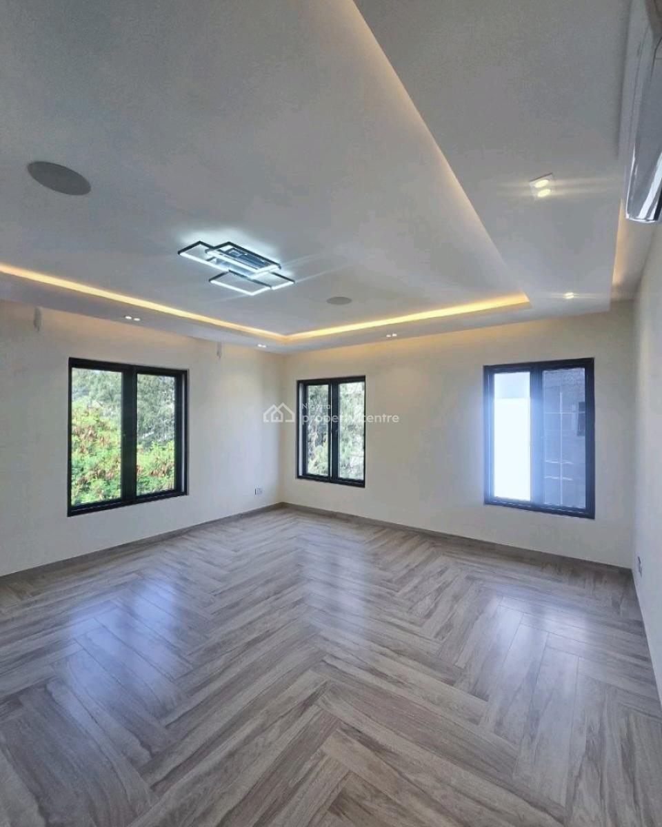 6 Bedroom Fully Detached with a Room Bq    Location, Banana Island, Ikoyi, Lagos, House for Sale