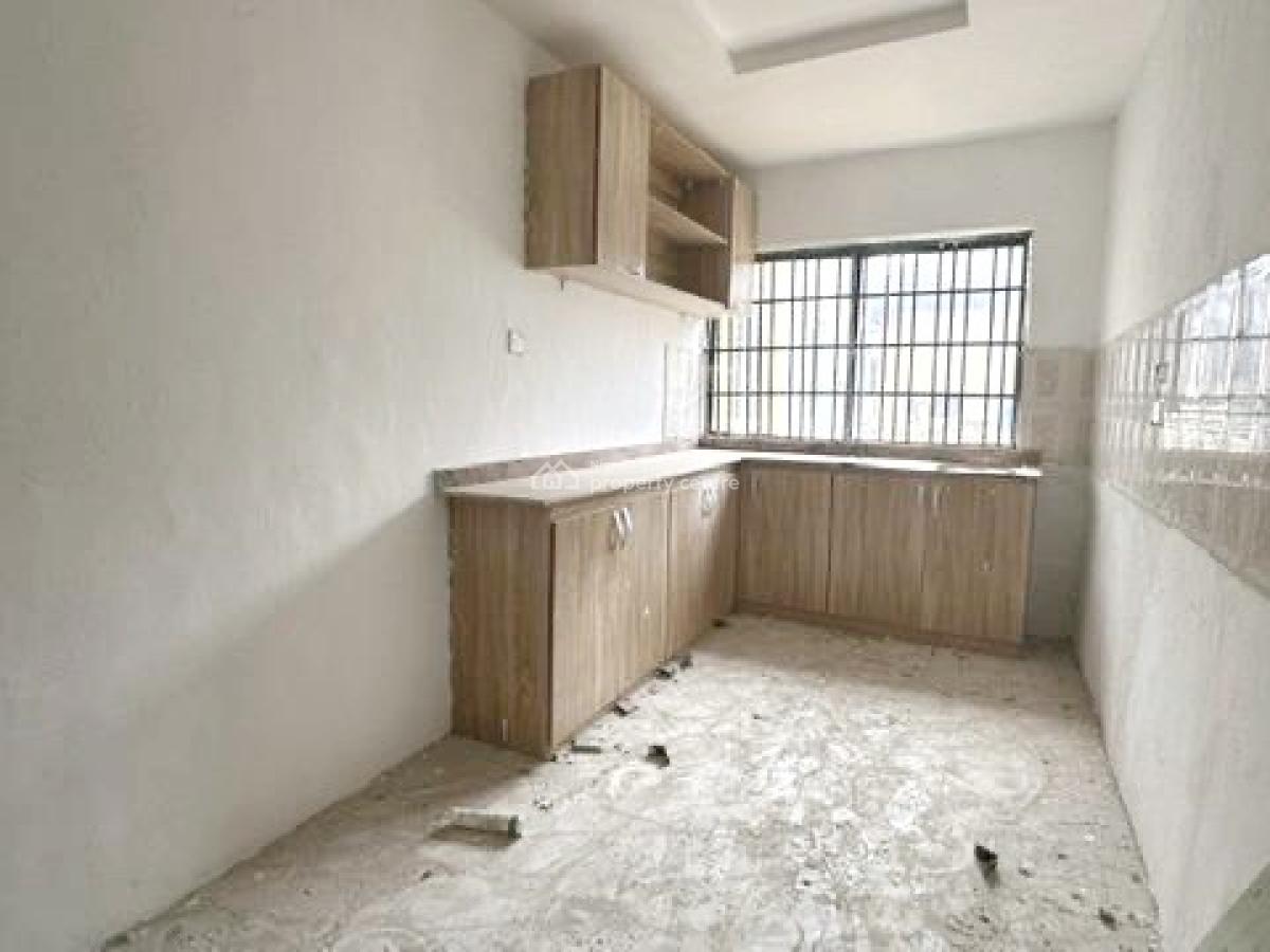 Luxury 3 Bedroom Apartment, Gra Phase 1, Magodo, Lagos, Flat / Apartment for Rent