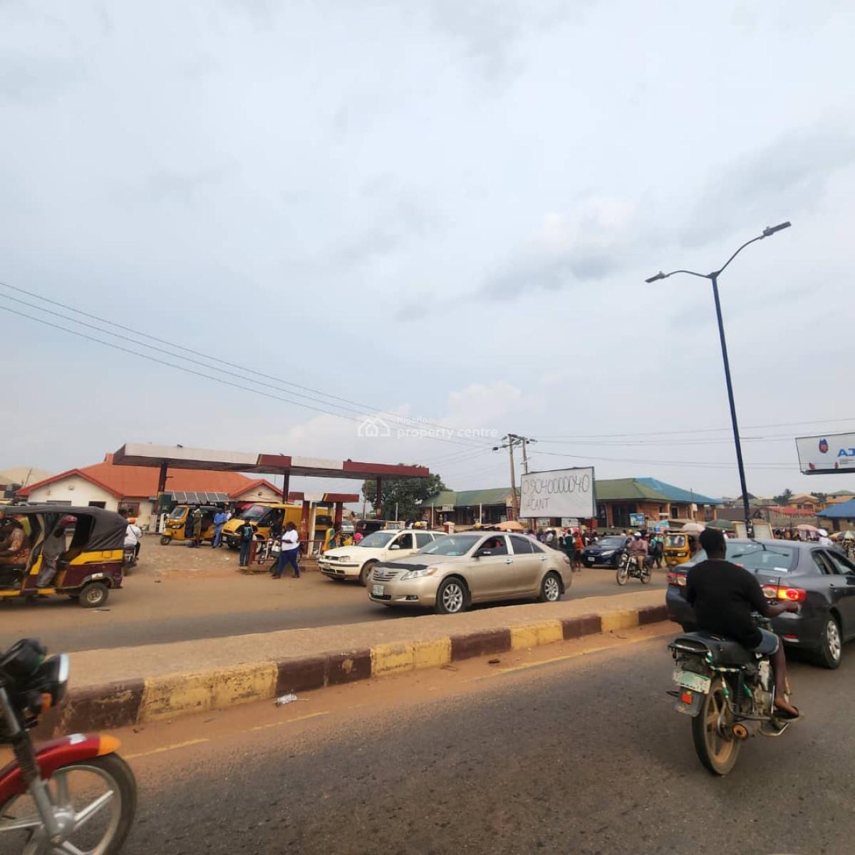 4 Bedroom Bungalow, Yawiri, Akobo Ojurin, Akobo, Ibadan, Oyo, Detached Bungalow for Sale