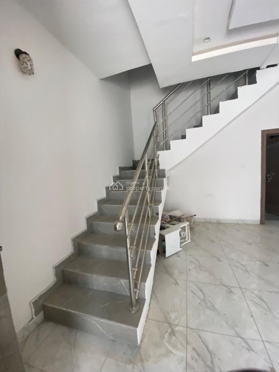 Spacious 2 Bedroom Terrace Duplex, Ologolo, Ologolo, Lekki, Lagos, Terraced Duplex for Rent