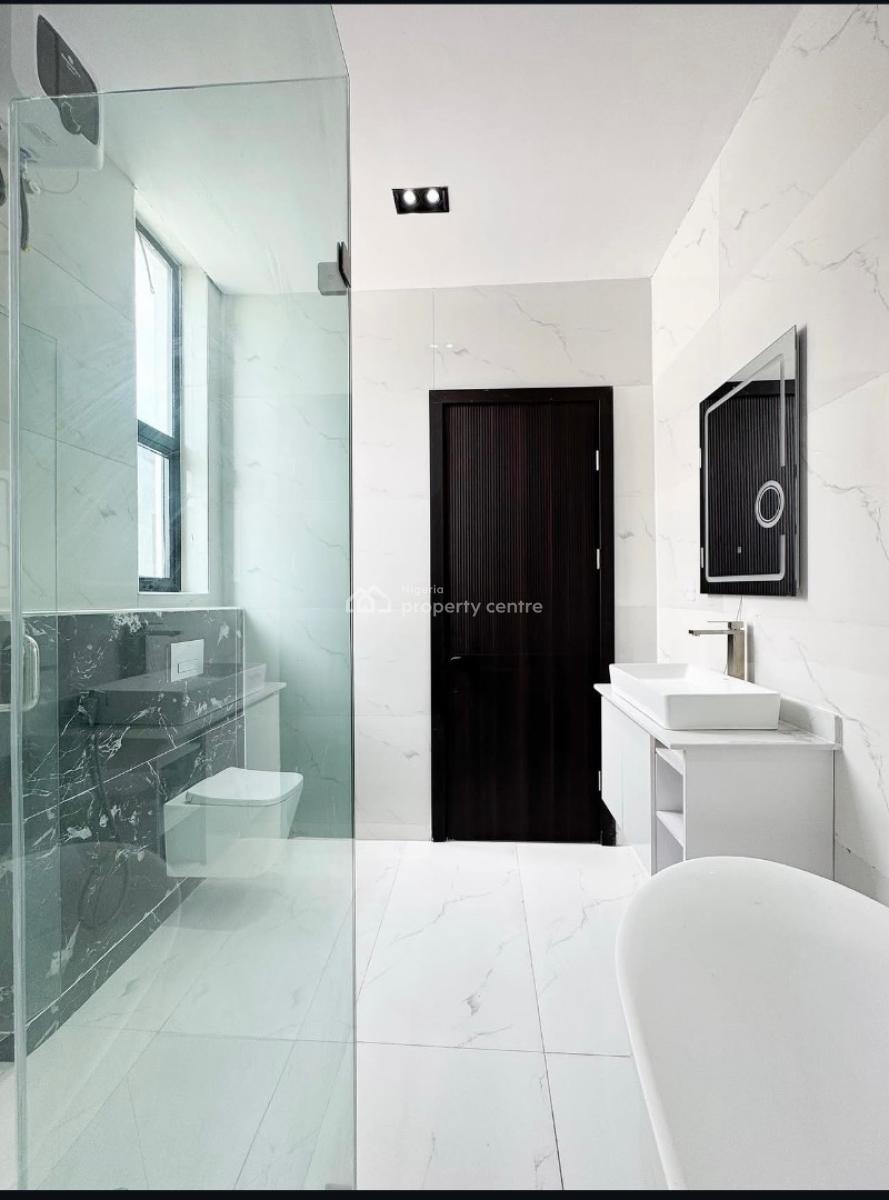 5 Bedroom House with a Pool and Bq, Chevron, Lekki, Lagos, Detached Duplex for Sale