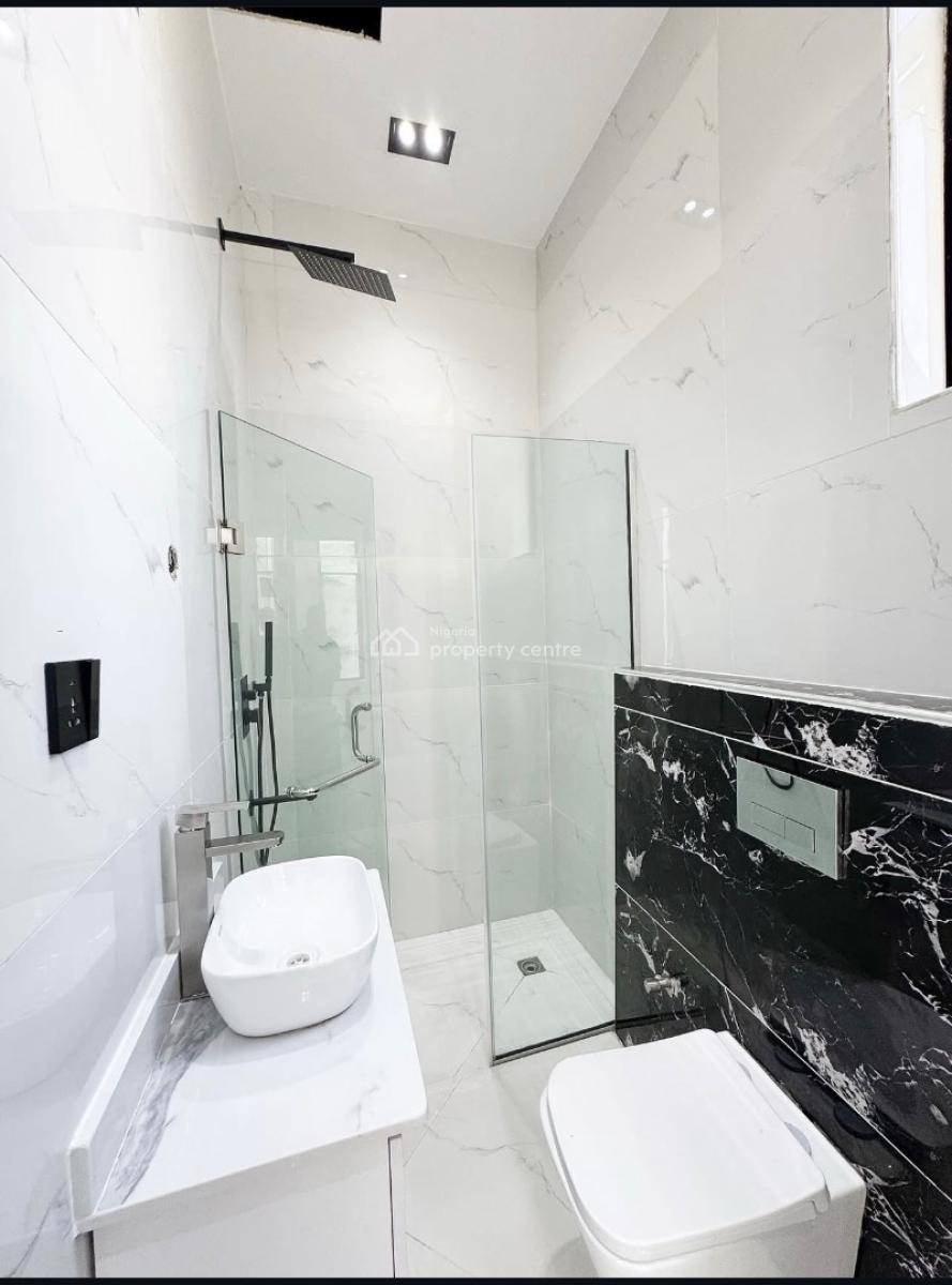 5 Bedroom House with a Pool and Bq, Chevron, Lekki, Lagos, Detached Duplex for Sale