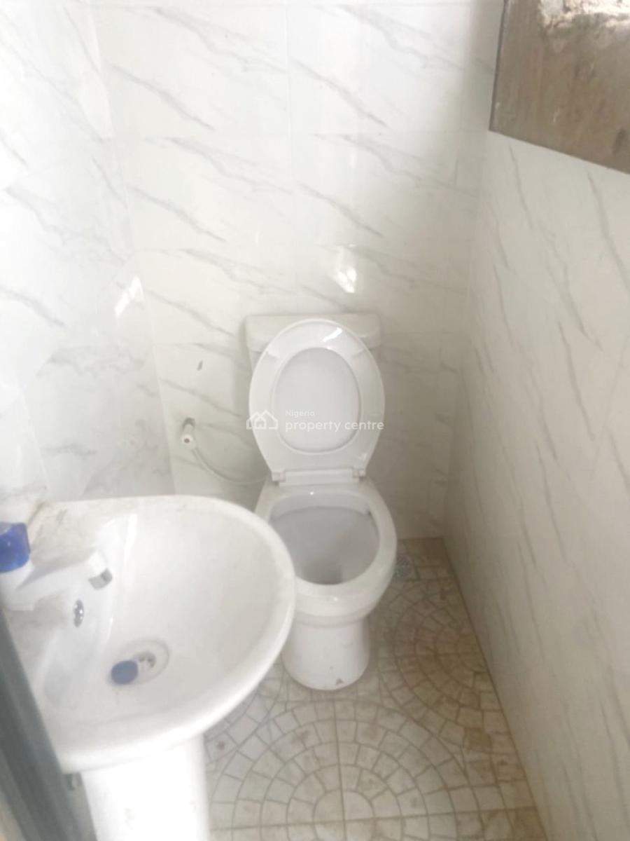 Luxury & Newly Built 2 Bedroom Apartment, Olowora, Omole Phase 2, Ikeja, Lagos, Flat / Apartment for Rent