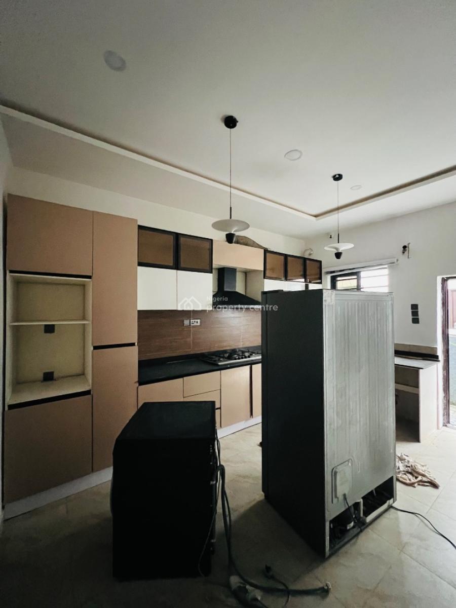 4 Bed&bq Terrace  180 Million, Sangotedo, Ajah, Lagos, Terraced Duplex for Sale