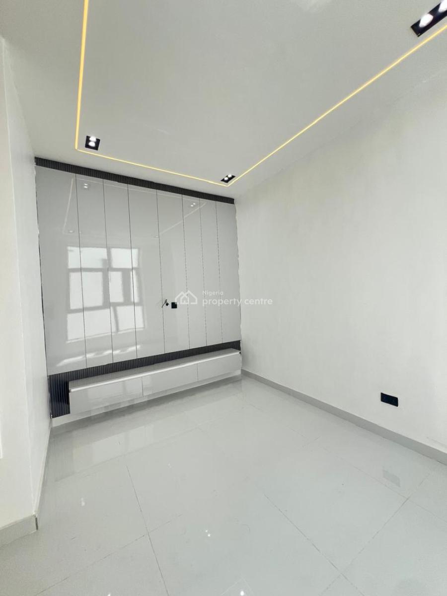 Standard 5 Bedrooms Contemporary Duplex with Pool, Ikota Lekki -gated Estate, Ikota, Lekki, Lagos, Detached Duplex for Sale