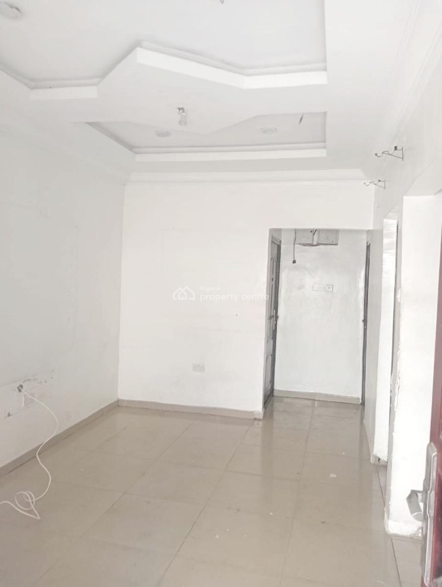 Luxury 2 Bedroom Apartment, Olowora Omole Extension, Omole Phase 2, Ikeja, Lagos, Flat / Apartment for Rent