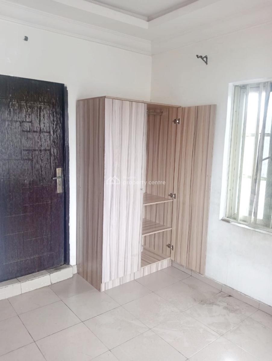 Luxury 2 Bedroom Apartment, Olowora Omole Extension, Omole Phase 2, Ikeja, Lagos, Flat / Apartment for Rent