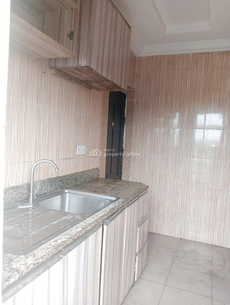 Luxury 2 Bedroom Apartment, Olowora Omole Extension, Omole Phase 2, Ikeja, Lagos, Flat / Apartment for Rent