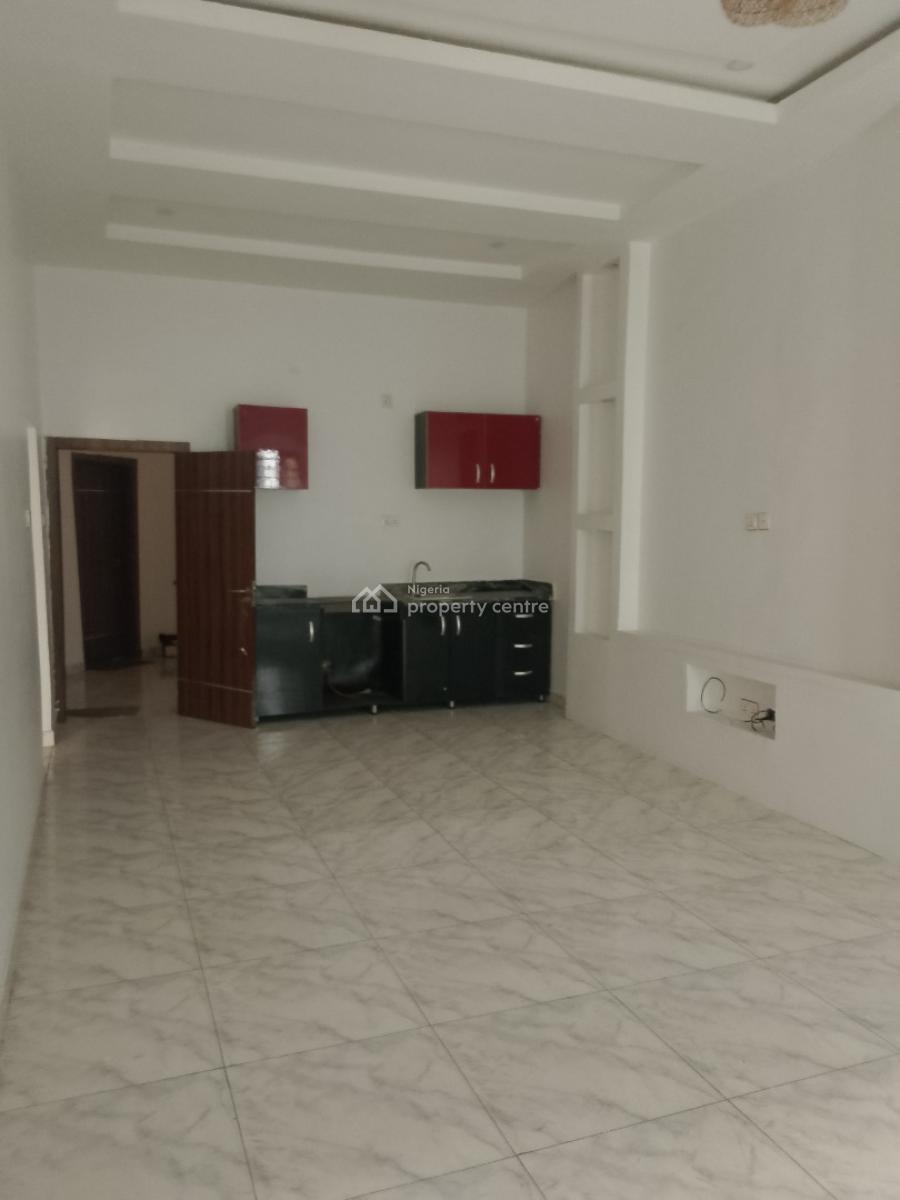 2 Bedroom Apartment, Ologolo, Lekki, Lagos, Flat / Apartment for Rent