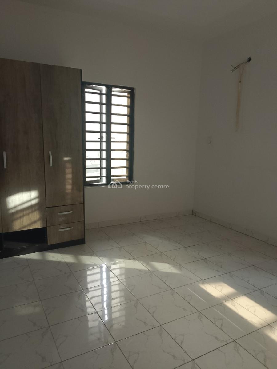 2 Bedroom Apartment, Ologolo, Lekki, Lagos, Flat / Apartment for Rent