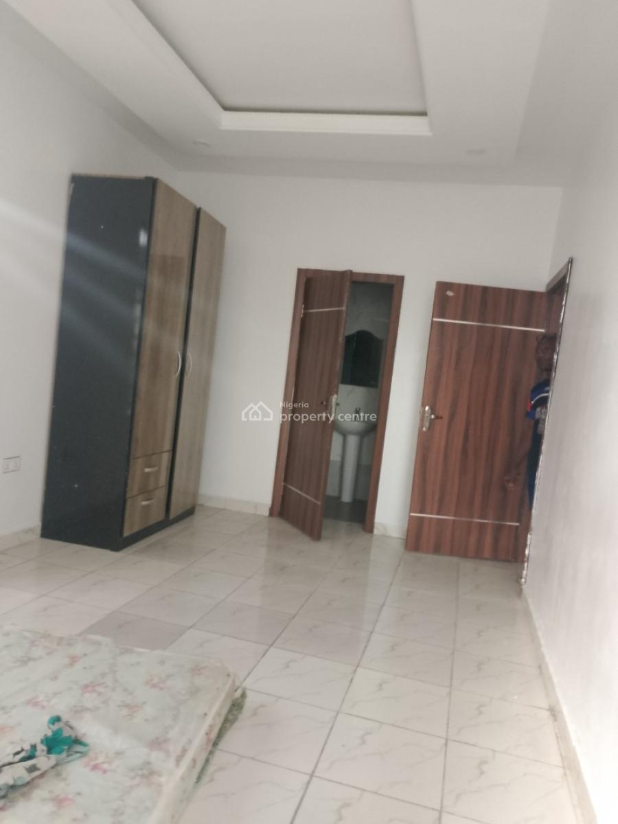 2 Bedroom Apartment, Ologolo, Lekki, Lagos, Flat / Apartment for Rent