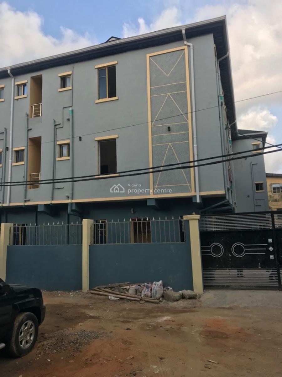 Newly Built Studio Apartment (room Self Contained), Tanimowo Close Off Oyebajo Street Jibowu, Fadeyi, Shomolu, Lagos, Self Contain (single Rooms) for Rent