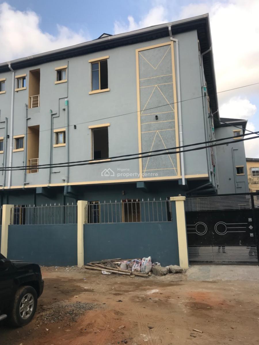 Newly Built Studio Apartment (room Self Contained), Tanimowo Close Off Oyebajo Street Jibowu, Fadeyi, Shomolu, Lagos, Self Contain (single Rooms) for Rent