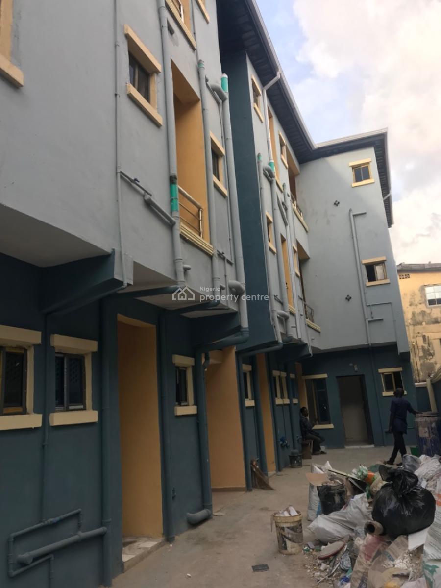 Newly Built Studio Apartment (room Self Contained), Tanimowo Close Off Oyebajo Street Jibowu, Fadeyi, Shomolu, Lagos, Self Contain (single Rooms) for Rent