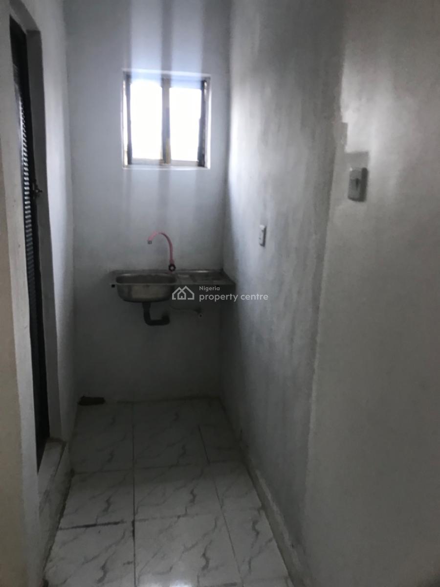 Newly Built Studio Apartment (room Self Contained), Tanimowo Close Off Oyebajo Street Jibowu, Fadeyi, Shomolu, Lagos, Self Contain (single Rooms) for Rent