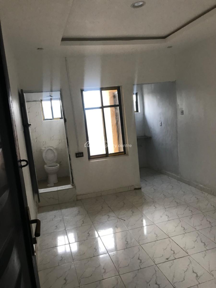 Newly Built Studio Apartment (room Self Contained), Tanimowo Close Off Oyebajo Street Jibowu, Fadeyi, Shomolu, Lagos, Self Contain (single Rooms) for Rent