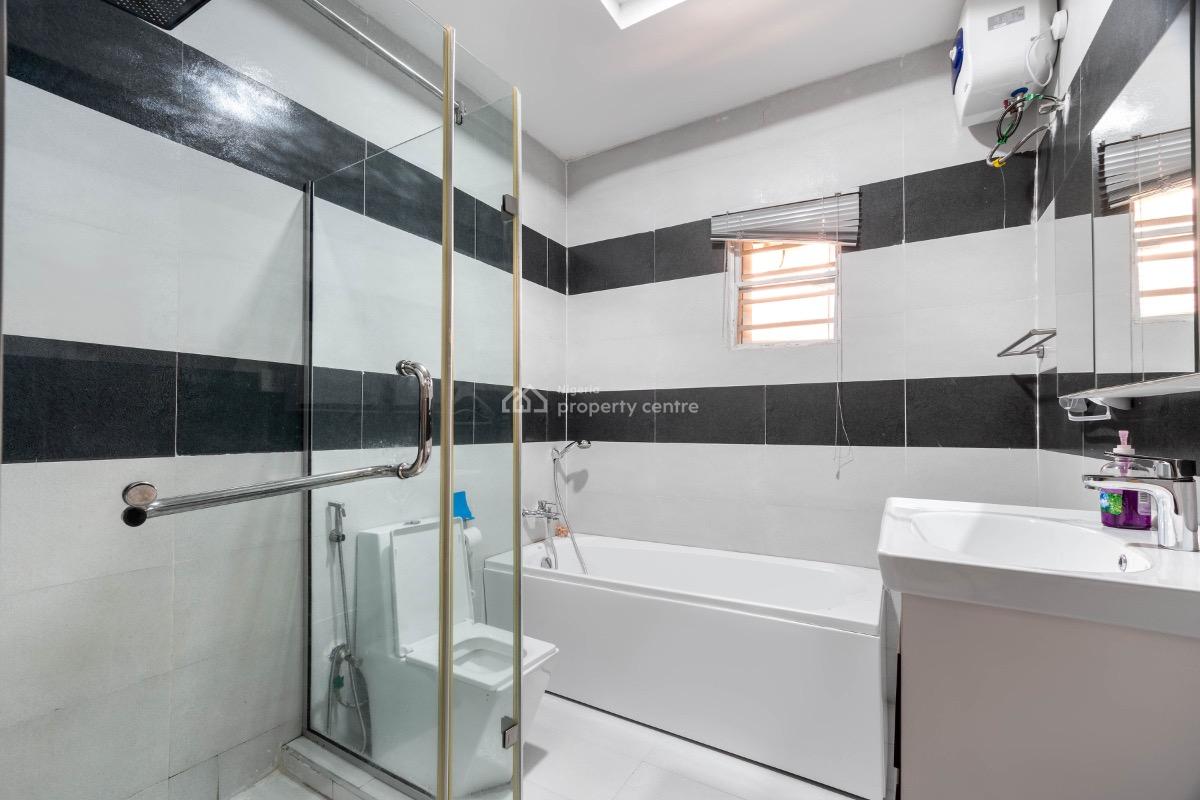 Luxury 4 Bedroom Terrace Apartment, Royal Pine Estate 3, Eleganzer, Lekki, Lagos, Flat / Apartment Short Let