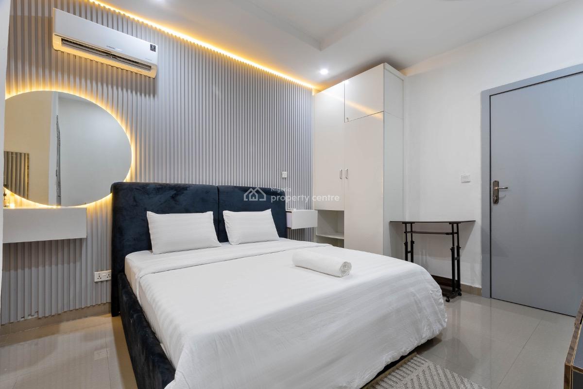 Luxury 4 Bedroom Terrace Apartment, Royal Pine Estate 3, Eleganzer, Lekki, Lagos, Flat / Apartment Short Let