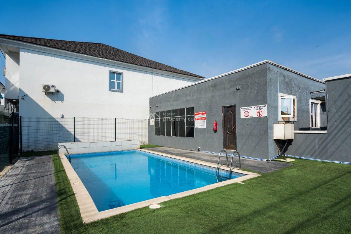 Luxury 4 Bedroom Terrace Apartment, Royal Pine Estate 3, Eleganzer, Lekki, Lagos, Flat / Apartment Short Let