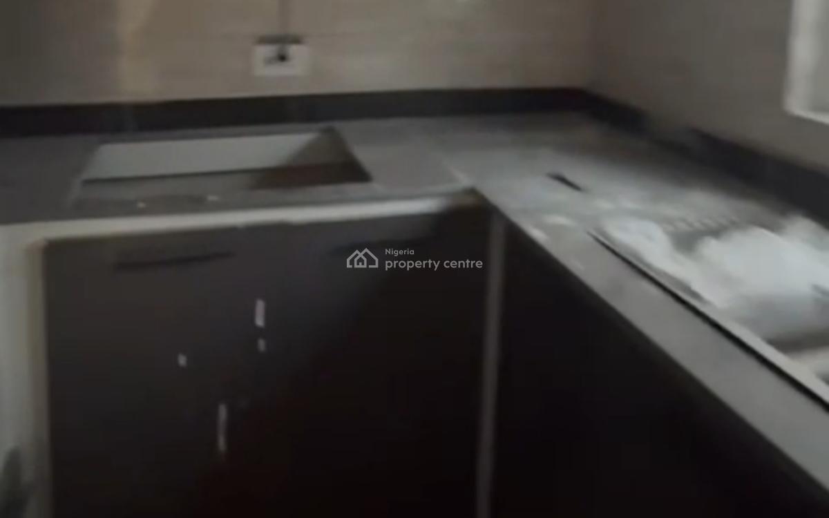 2 Bedroom Penthouse, Ikota, Lekki, Lagos, Flat / Apartment for Sale