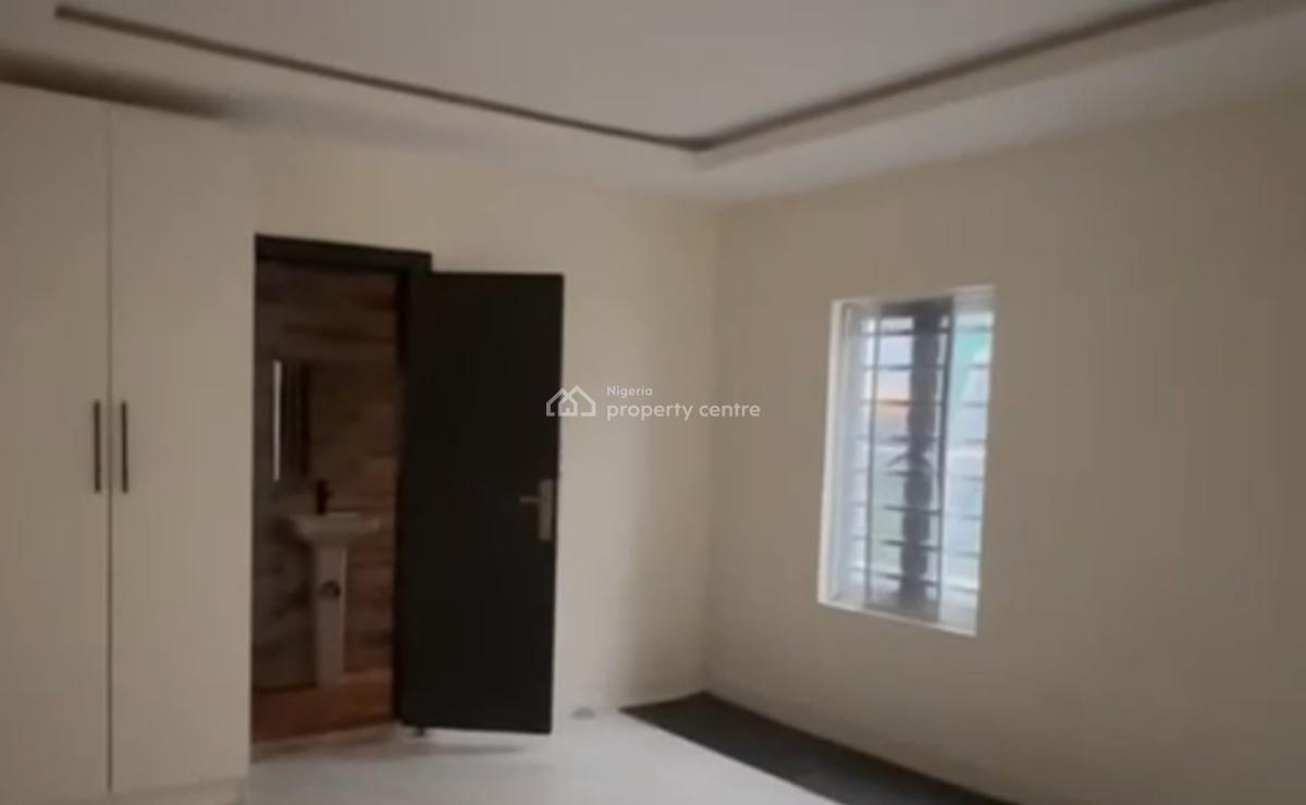 2 Bedroom Penthouse, Ikota, Lekki, Lagos, Flat / Apartment for Sale