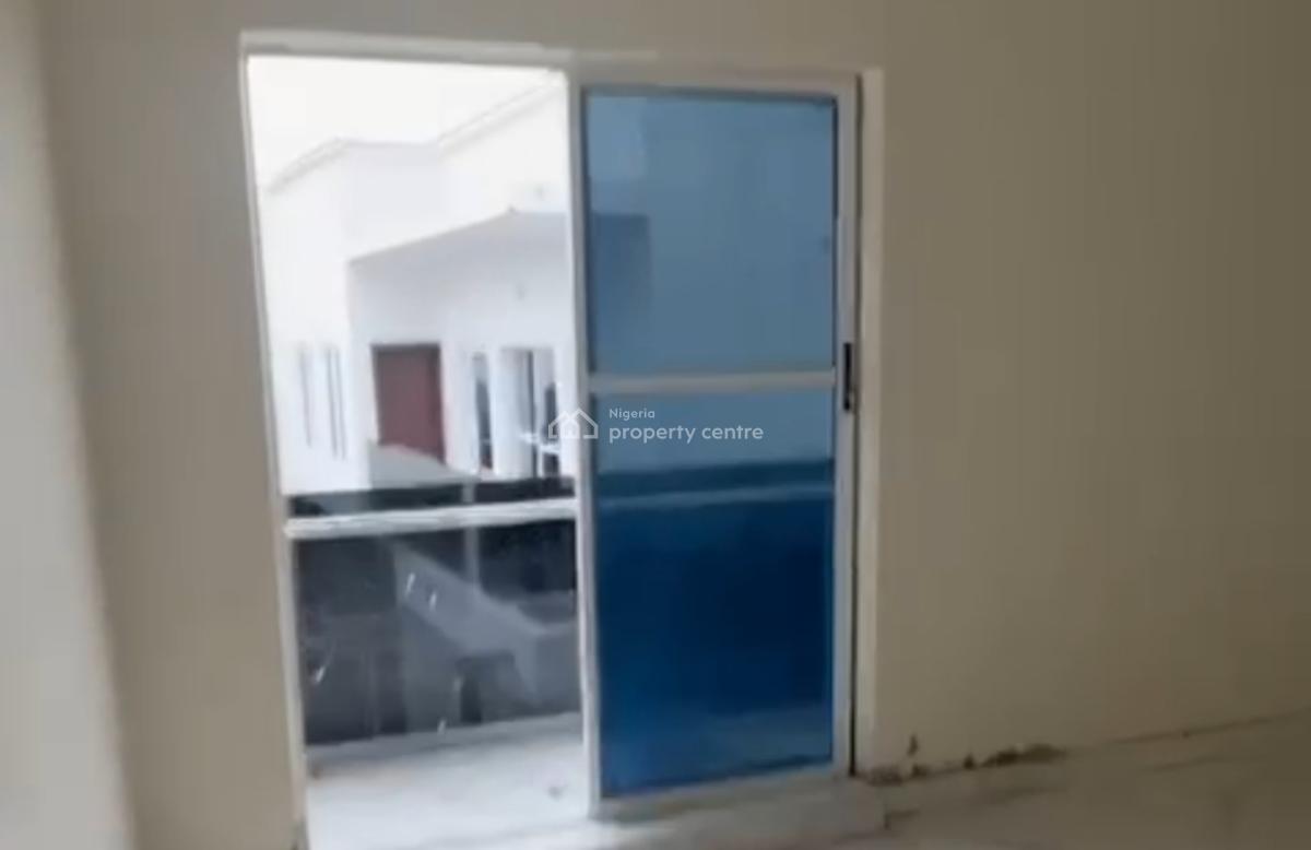 2 Bedroom Penthouse, Ikota, Lekki, Lagos, Flat / Apartment for Sale