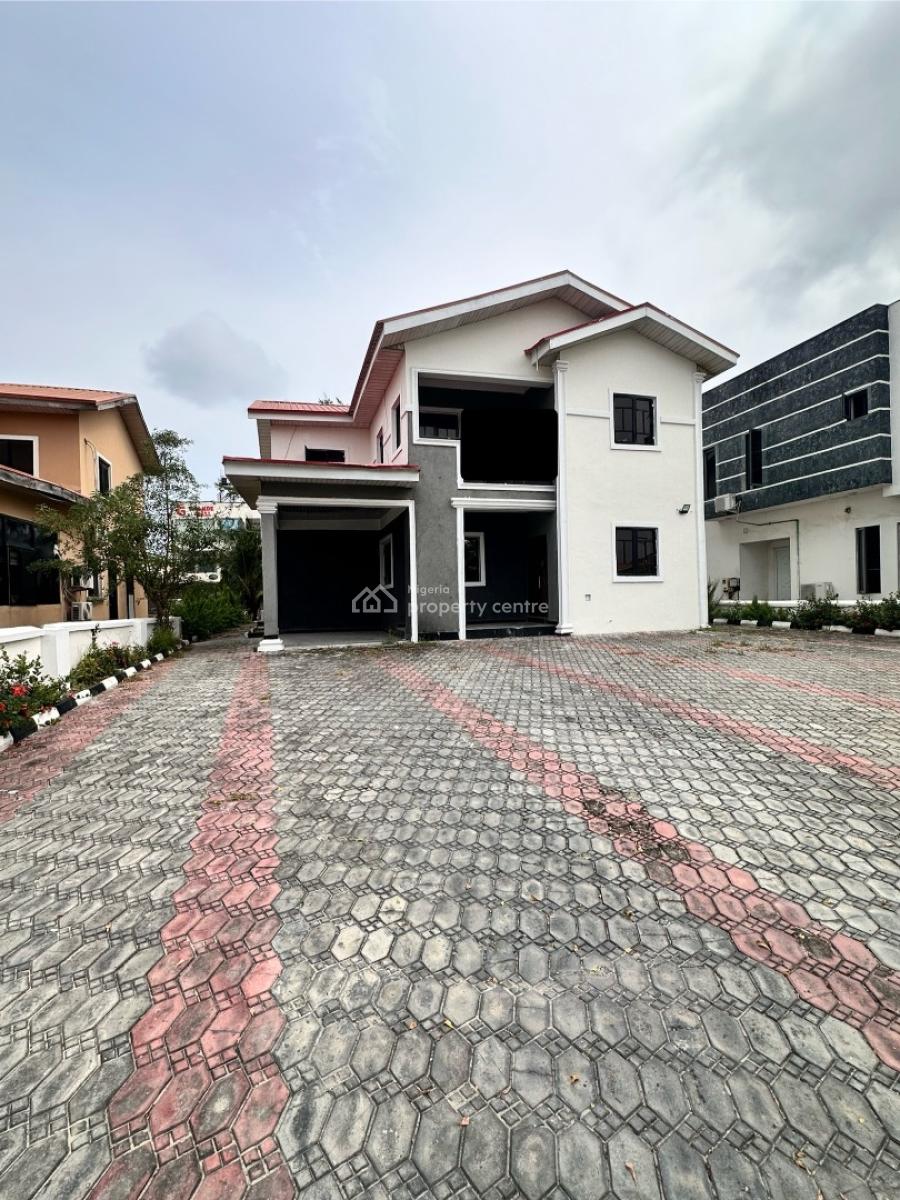 Big Compound of a 4 Bedroom Fully Detached House, Orchid Road By Chevron Toll Gate, Lekki, Lagos, Detached Duplex for Rent