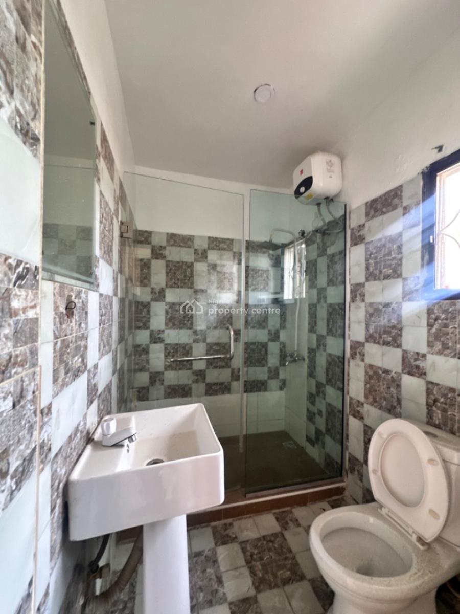 Big Compound of a 4 Bedroom Fully Detached House, Orchid Road By Chevron Toll Gate, Lekki, Lagos, Detached Duplex for Rent