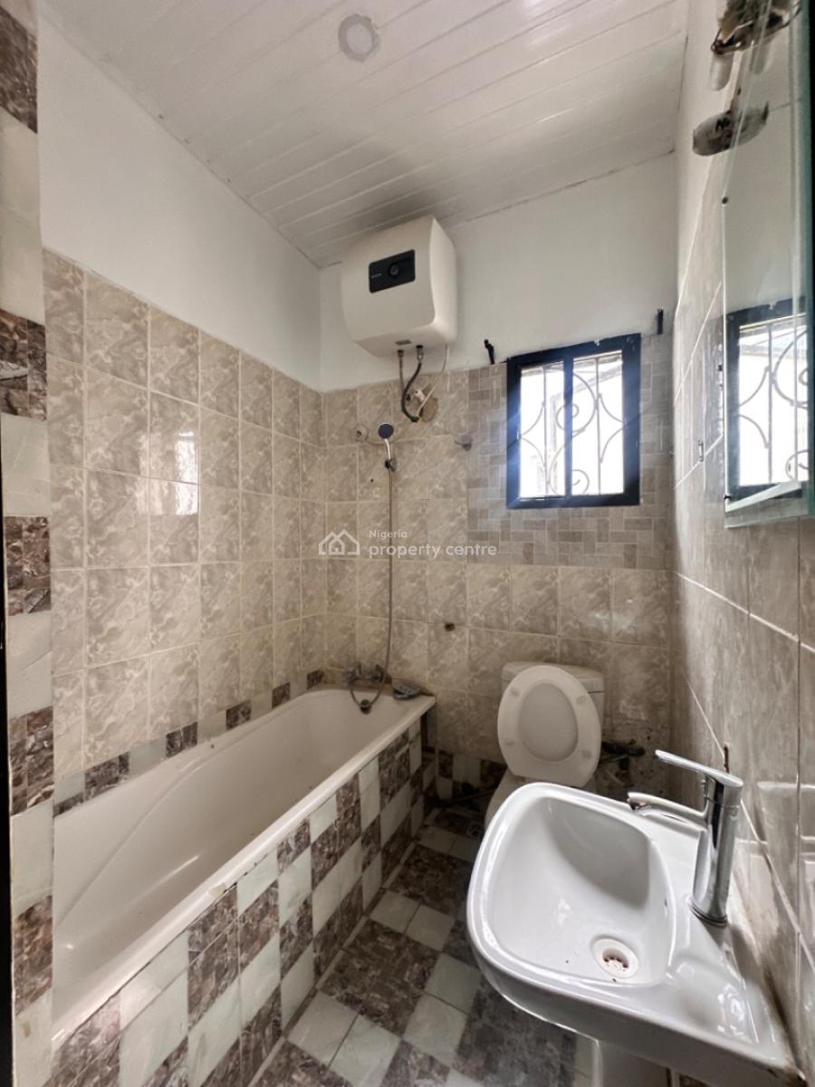 Big Compound of a 4 Bedroom Fully Detached House, Orchid Road By Chevron Toll Gate, Lekki, Lagos, Detached Duplex for Rent