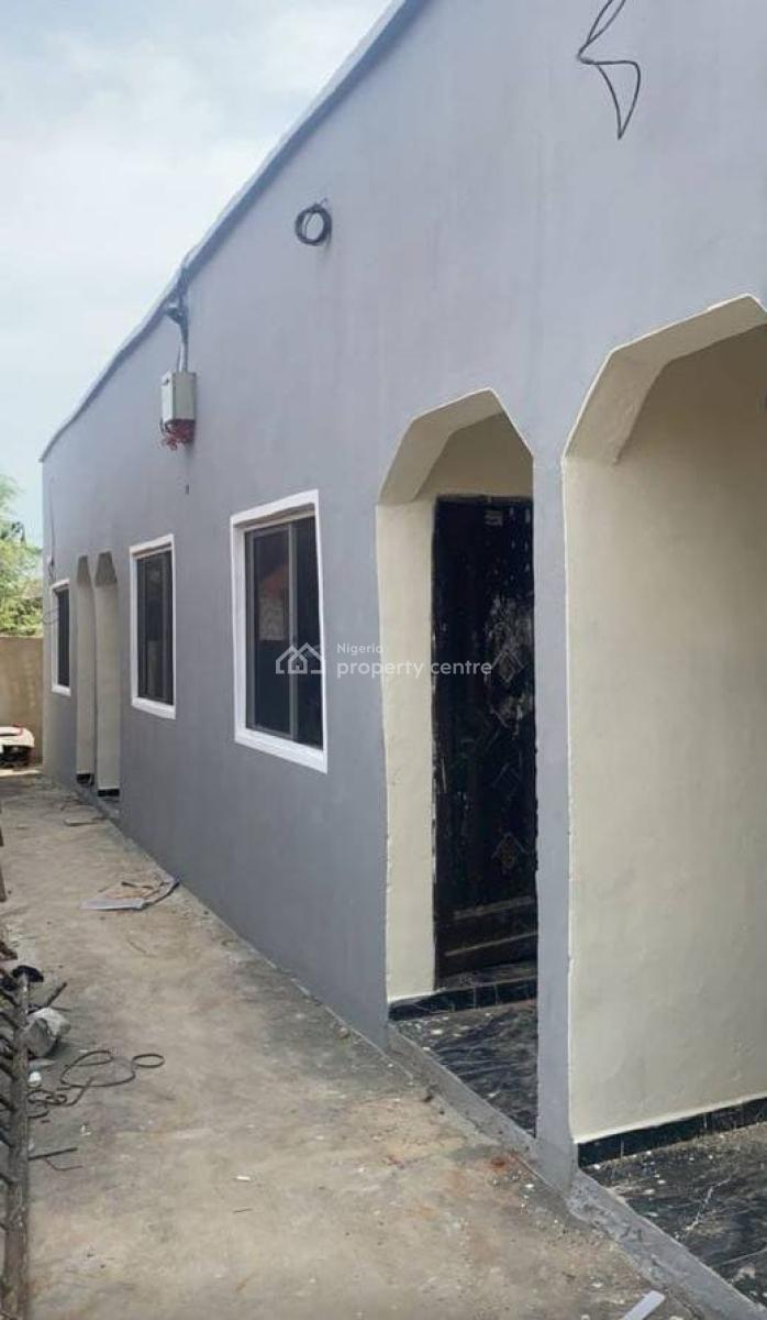 Beautiful 6 Flat Bungalow, Ikola Off Command, Ipaja, Lagos, House for Sale