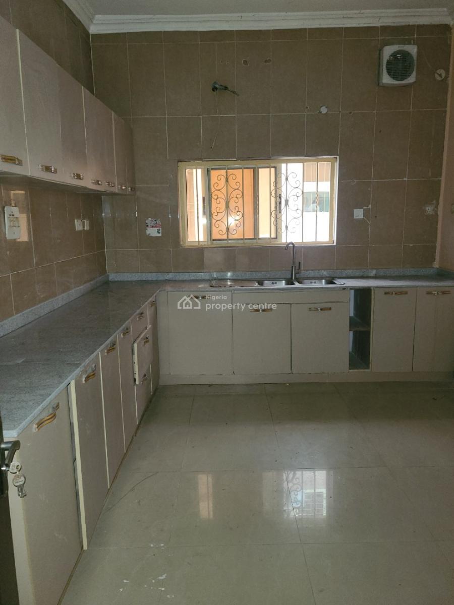 Spacious 4 Bedroom Semi Detached  Duplex with Bq, Zone 10, Oniru, Victoria Island (vi), Lagos, Semi-detached Bungalow for Rent
