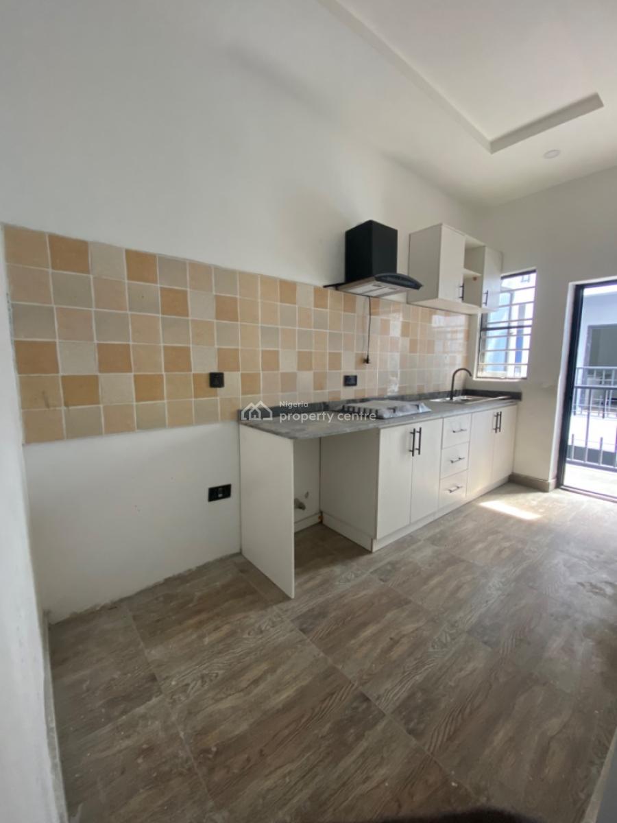 Spacious Serviced 2 Bedroom Flat, Igbo Efon, Lekki, Lagos, Flat / Apartment for Rent