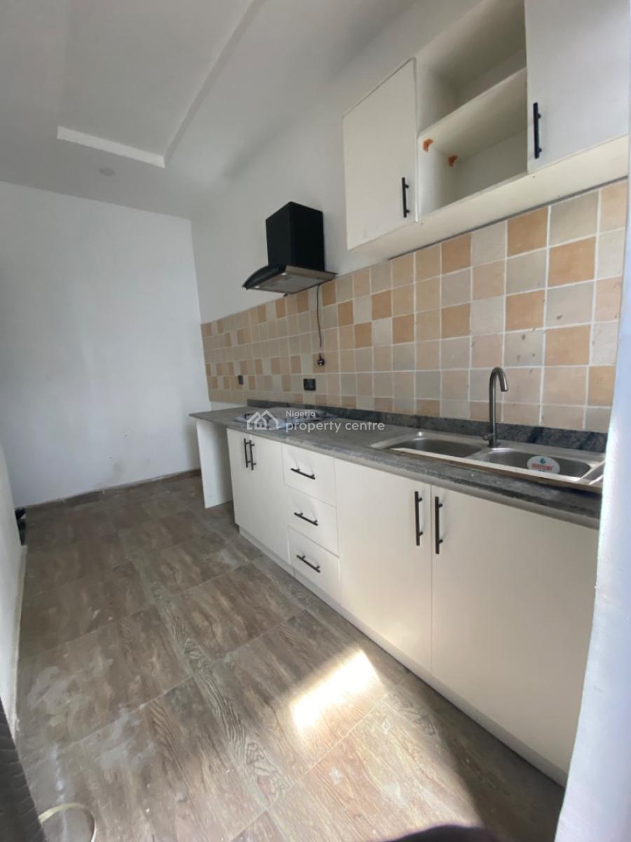 Spacious Serviced 2 Bedroom Flat, Igbo Efon, Lekki, Lagos, Flat / Apartment for Rent